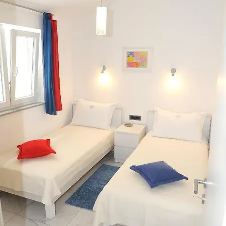 Ondina Apartment *